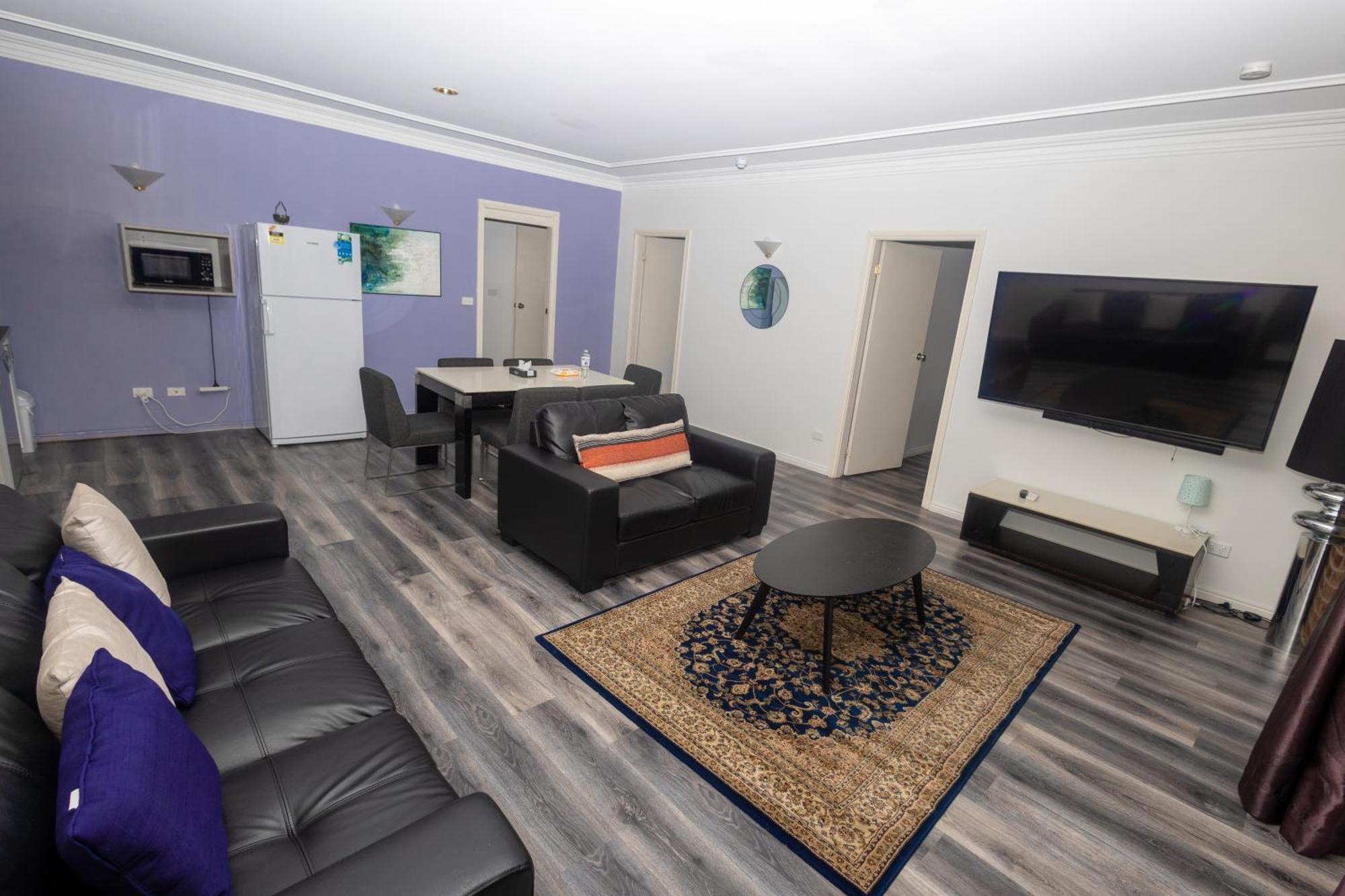Gosford Inn Motel Экстерьер фото
