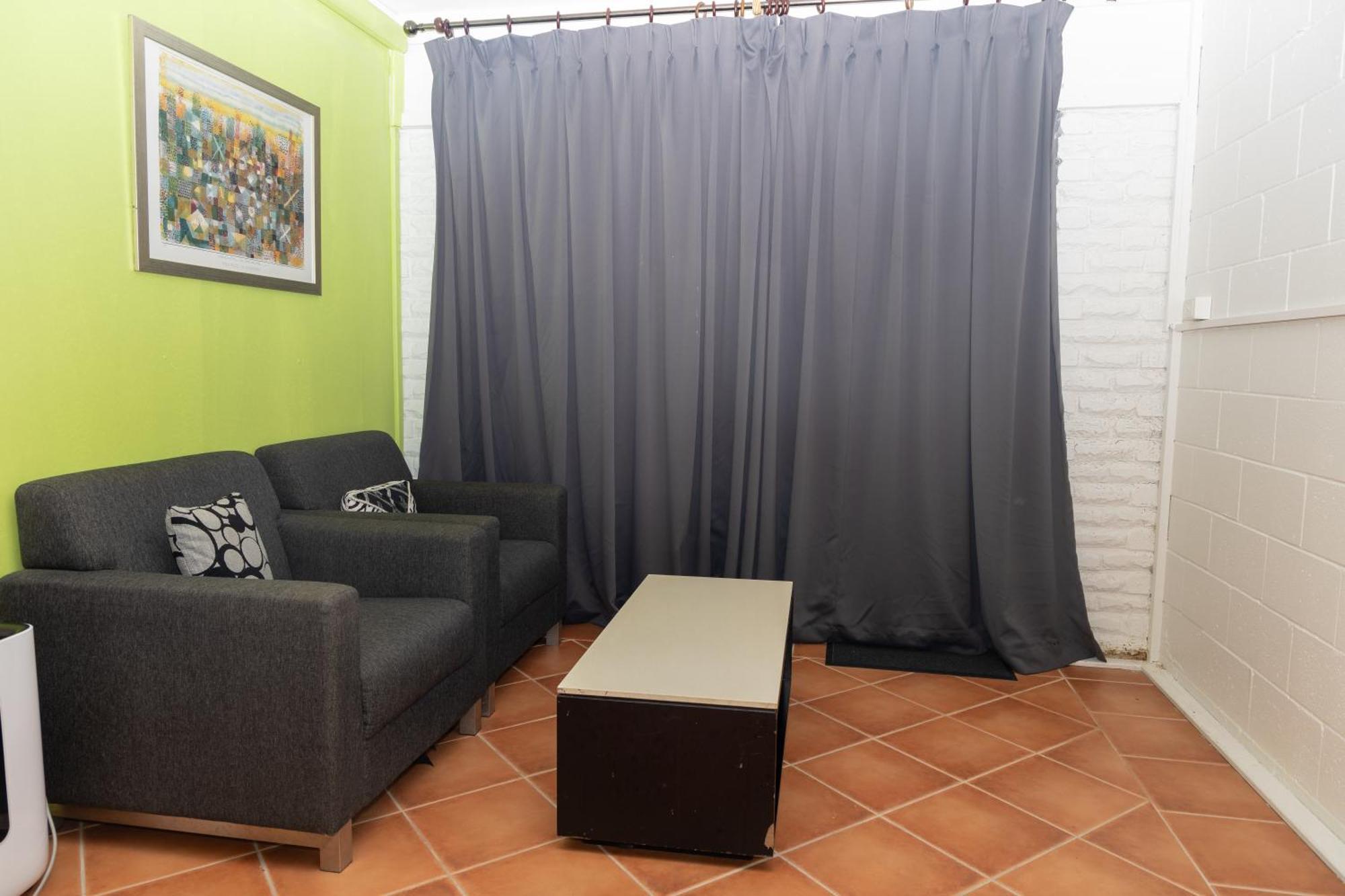 Gosford Inn Motel Экстерьер фото